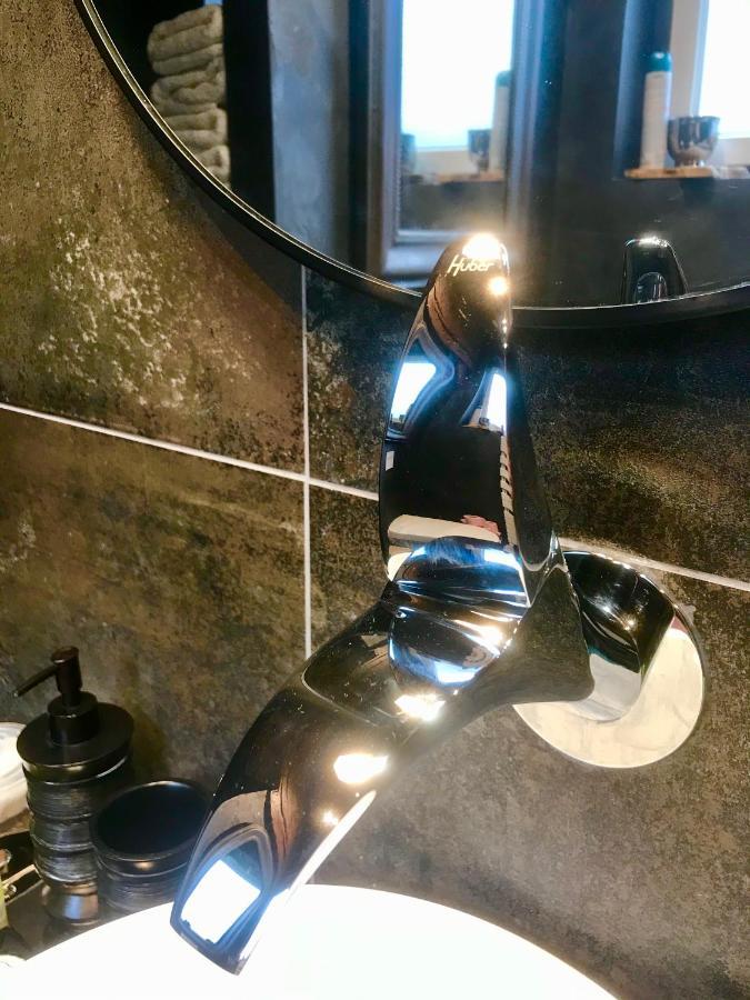 プロヴァンL'Elegance Au Coeur Du Medievalアパートメント エクステリア 写真